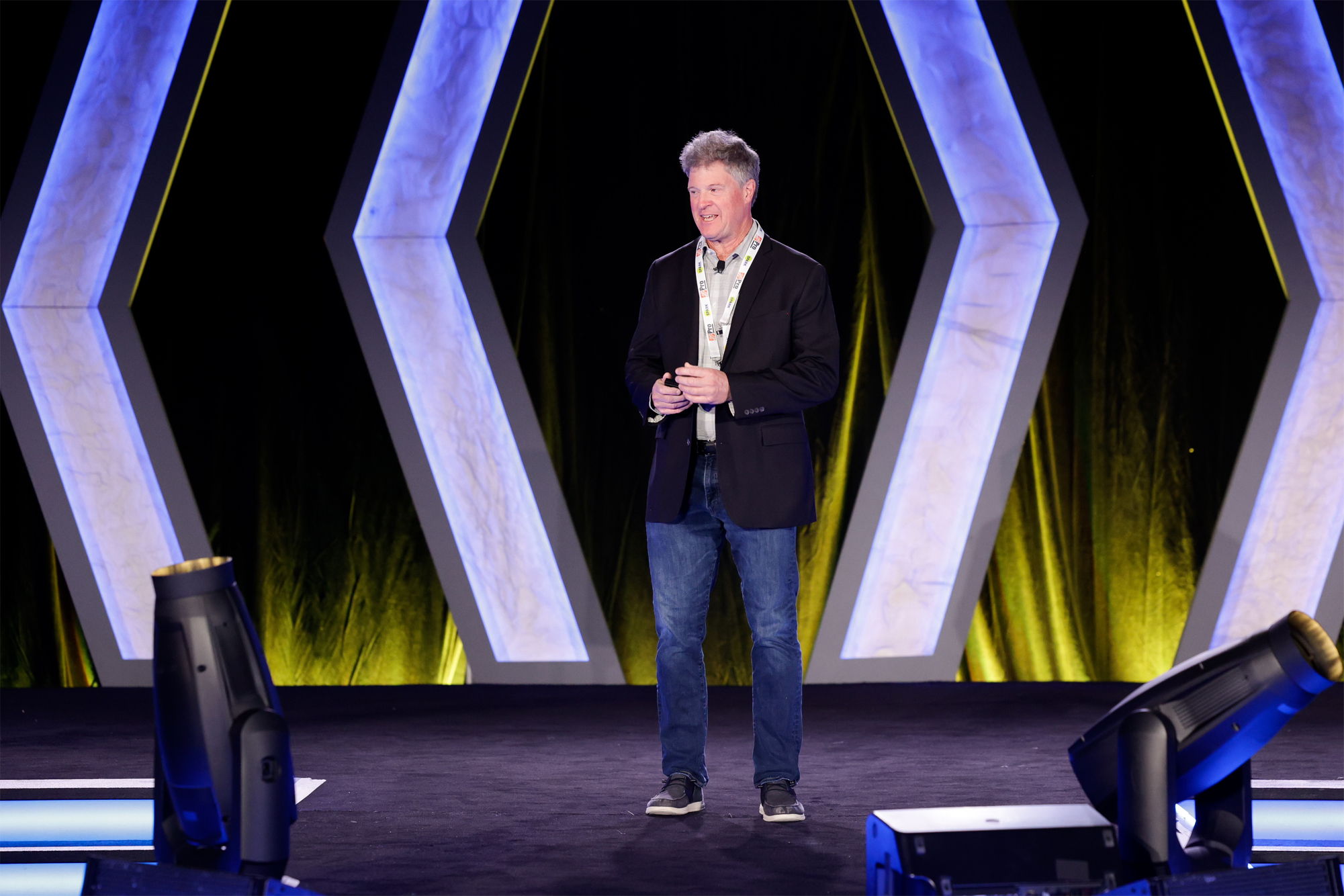 Corporate Comedian Greg Schwem