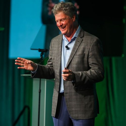 Greg Schwem, corporate comedian and conference emcee